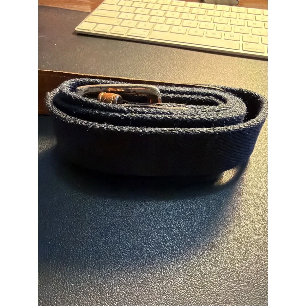 Brooks Brothers Navy Grosgrain And Leather Casual Belt, Size 38!